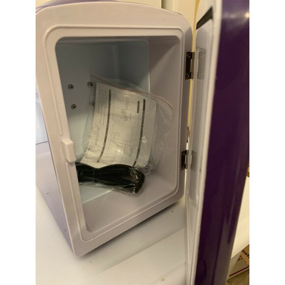 New Harrahs Resort 4.0 L Mini Thermoelectric Cooler And Warmer Car 12V No Box - Picture 6 of 8